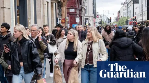 UK Wage Slowdown, Global Rates, and the Ripple Effect on Iran's Gold and Currency