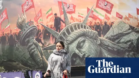Iran Targets US Bases Amid Sanctions, Israel Warns of 'Desperate Steps'; Kyiv Spy Agencies Clash