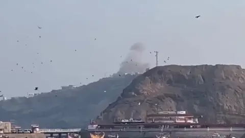 Houthi Strike on Yemen’s Presidential Palace Jolts Markets as Toman Hits 266,700