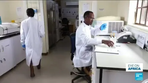 Uganda Ebola Trial Sparks Global Health Watch; Markets Eye Fed Uncertainty