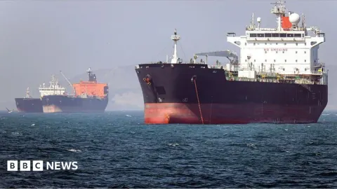 JP Morgan Abandons Oil Forecasts Amid Trump-Iran Escalation as Gold Hits 23.4M Toman