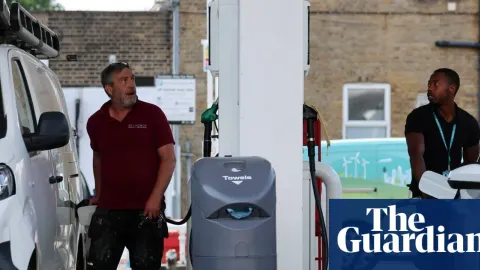 UK Inflation Hits 3.1% on War-Driven Fuel Spike as US House Makes Symbolic Push to End Iran Conflict