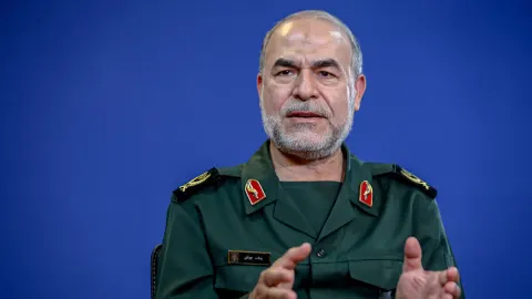 Iran's IRGC Warns of 'Crushing Response' as Ukraine Faces Starlink Restrictions