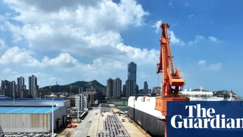 Beijing Defies US 'D-Day' Sanctions as Oil Markets Shrug Off Threats; Toman Gains Ground