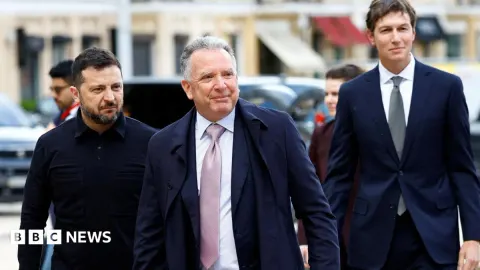 Kushner Arrives in Kyiv After Moscow Talks as Iran Slams US Over Tanker Crimes