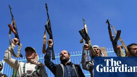 UAE-Saudi Pact in Yemen Sparks Regional Shift as Toman Gains Ground at 16:00