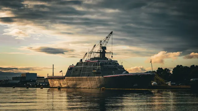 Hormuz Blockade Bites, EU Seeks Defense Pact, Spyware Tactics Evolve