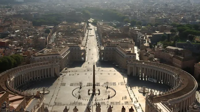 Pope Leo Decries 'Injustices' in Iran War as Oil Sprints Past $102 Amid Storage Crisis