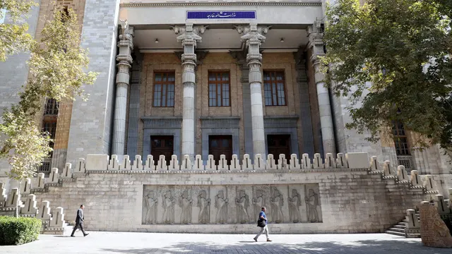 Iran Rejects Kuwait Claims; Bitcoin Forecasted to Hit $126K Amid Geopolitical Tensions