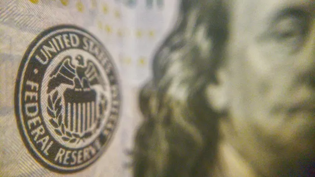 Warsh’s Fed Tightrope: Can Trump’s New Chair Cut Rates Amid an Oil-Fueled Inflation Spike?