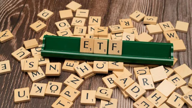 Bitcoin ETF Bleeds $528M as US Strikes on Southern Iran Send Oil Prices Surging