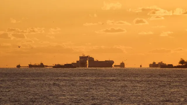 Energy Isolationism Rises Amid Iran Conflict as Toman Gains 1.1% on Fragile Ceasefire