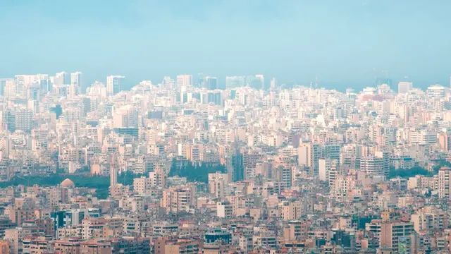 Peace Deal on a Precipice: Beirut Strikes Threaten Sunday Signing as Toman Holds Steady