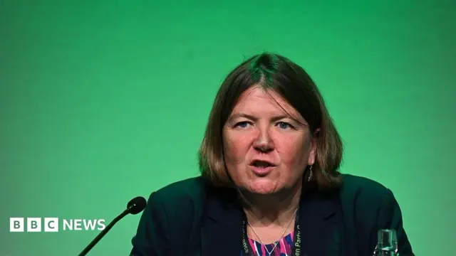 Green Party MP Warns of 'Extremist Capture' as Trump’s Russian Diesel Deal Shakes Global Alliances