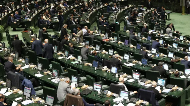 Tehran Tightens Anti-Infiltration Laws as Toman Nears 200k Amid Nuclear Sabotage Claims